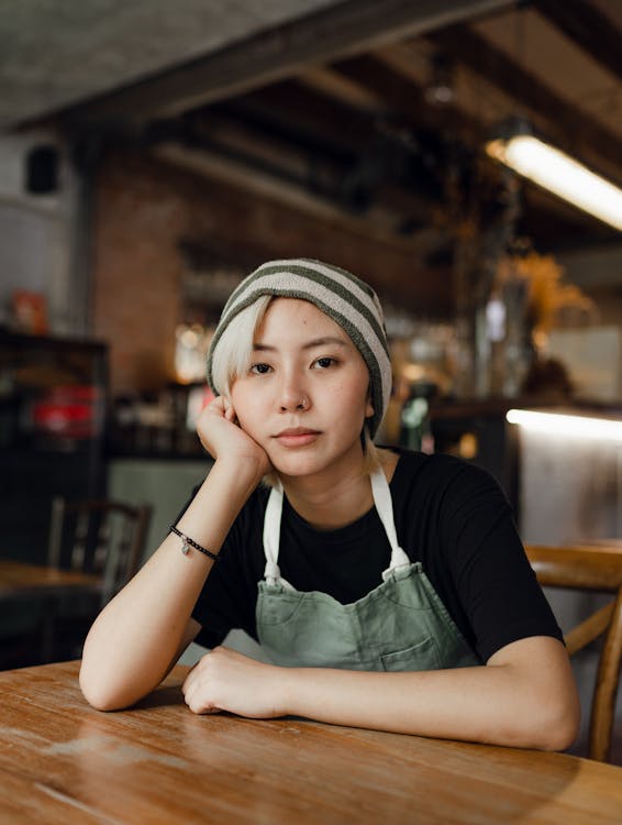 Busy restaurant with ringing phone going unanswered